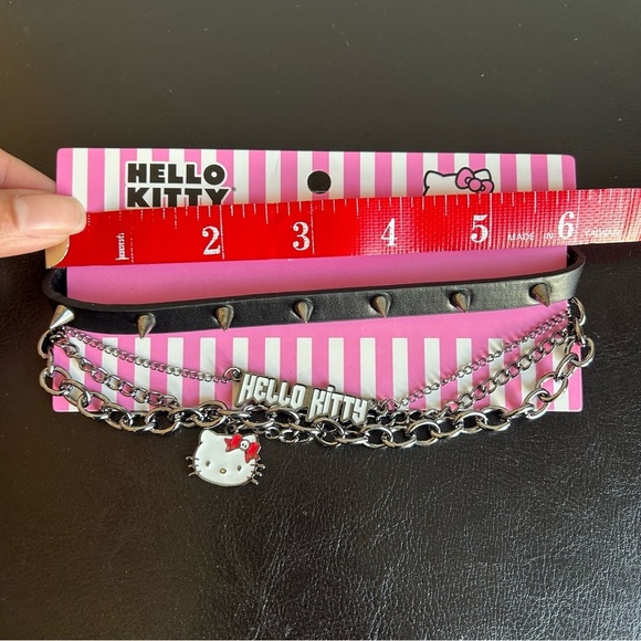 Hello Kitty Spiked Chocker Set with Layered Chains - Picture 5 of 8